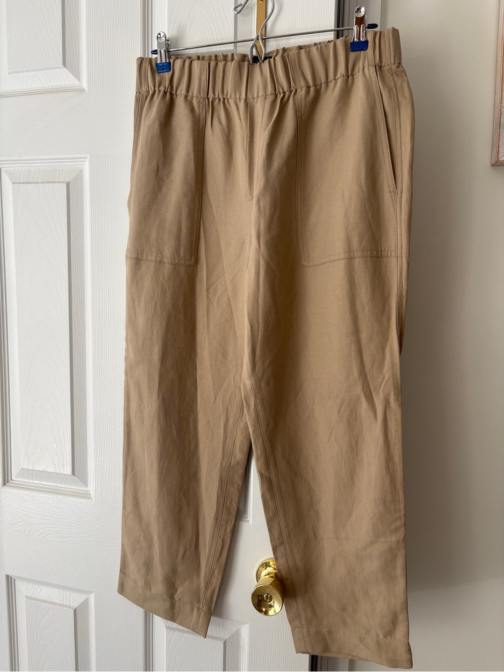 Women’s Elastic-Waist Casual Pants in Khaki